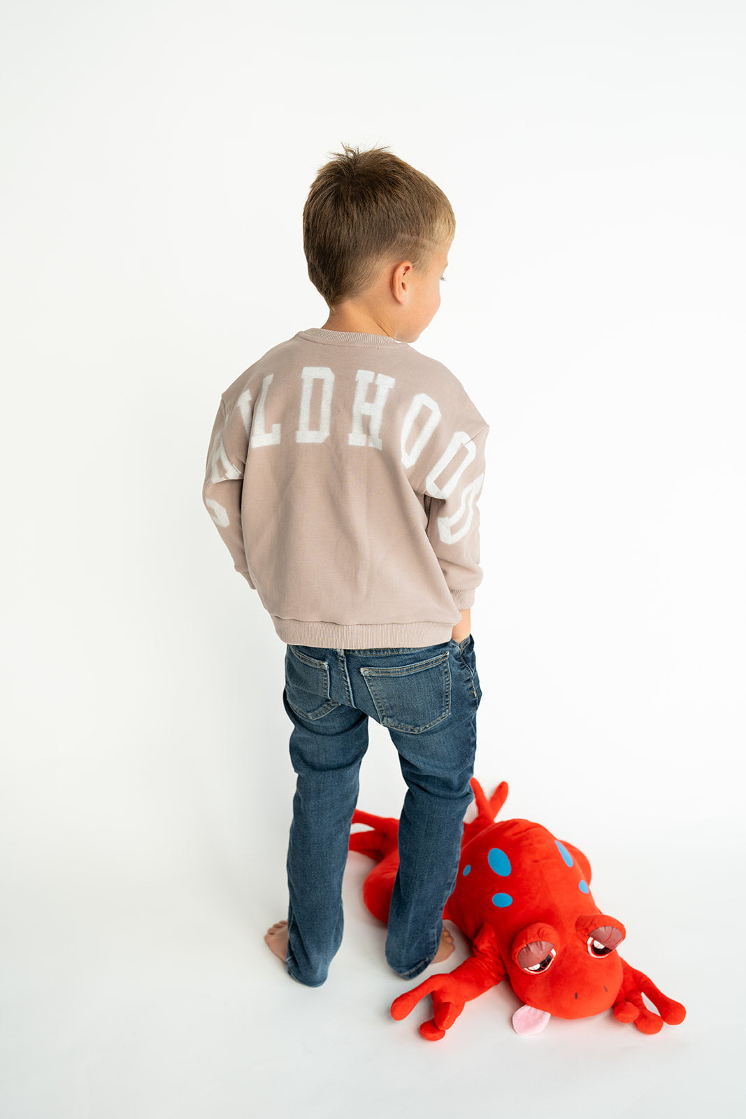 CHILDHOOD Crewneck - Simply Taupe