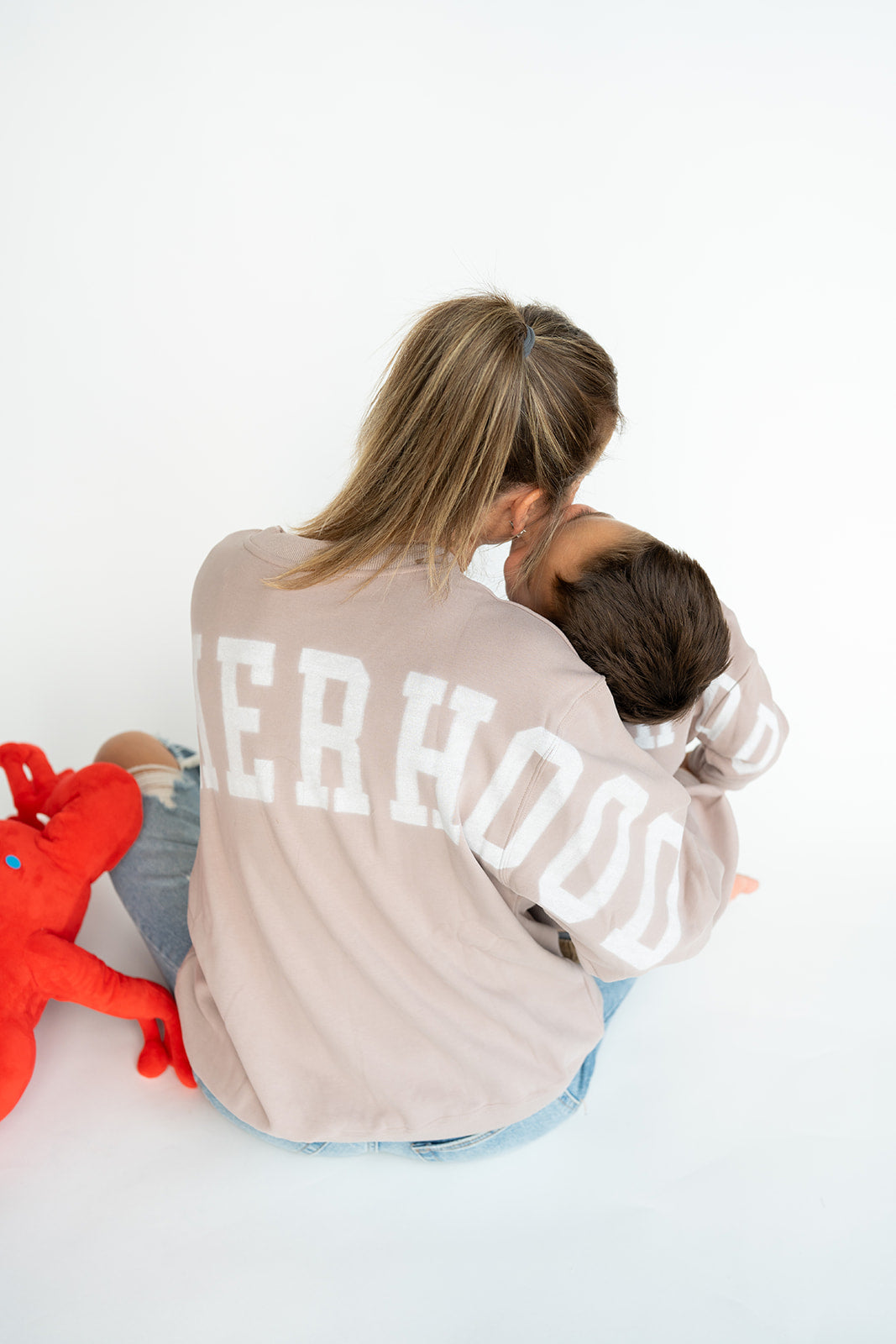 Oversized MOTHERHOOD Crewneck - Simply Taupe