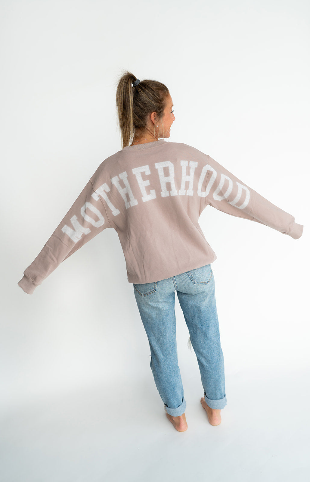 Oversized MOTHERHOOD Crewneck - Simply Taupe