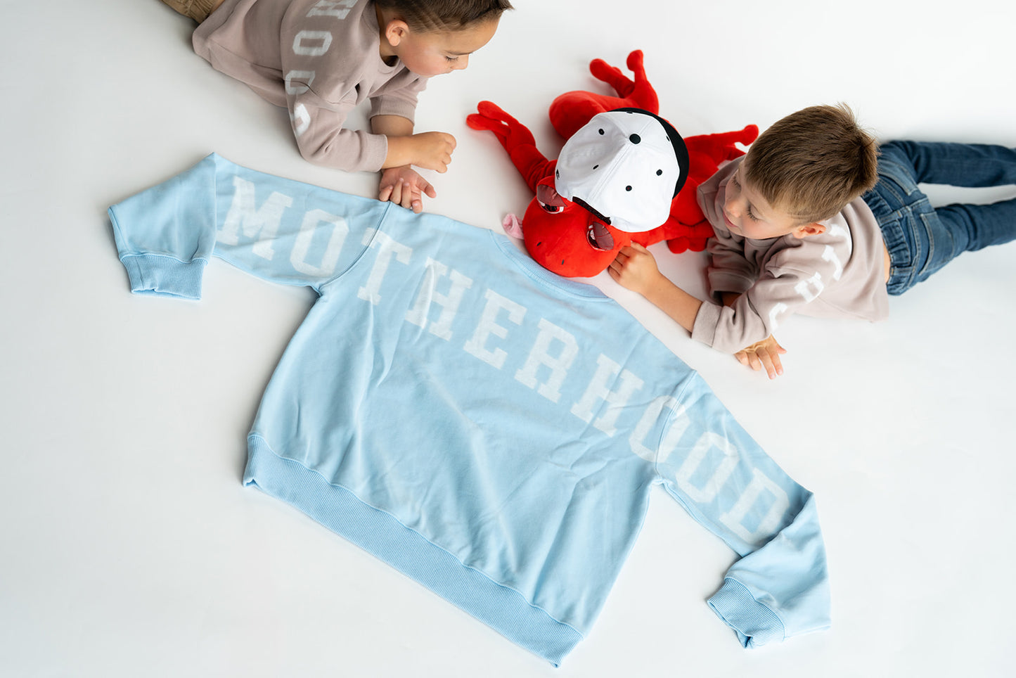 Oversized MOTHERHOOD Crewneck - SKY BLUE